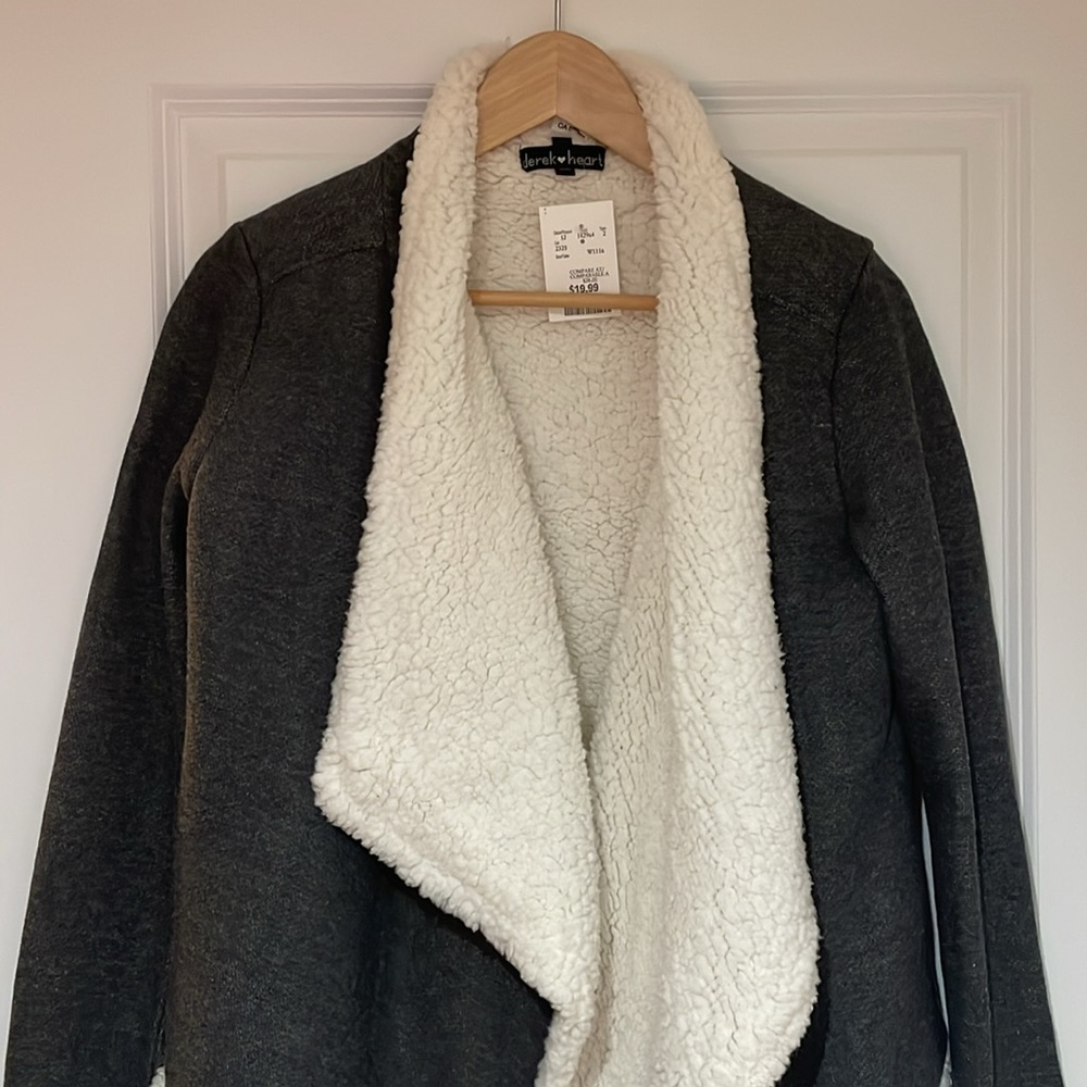 Derek Heart - Sherpa Cardigan Sweater - Size XS (NWT)